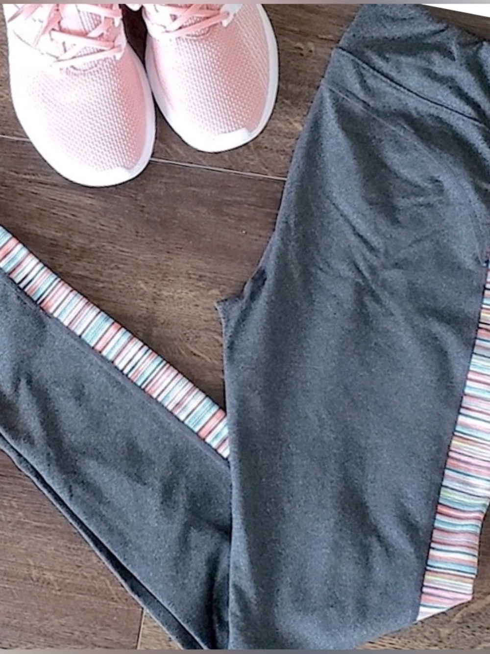Soybu Elodie Yoga Legging Gray Rainbow Stripes M